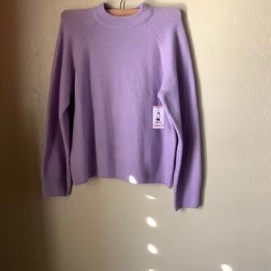 Vince Camuto v-neck light purple soft sweater